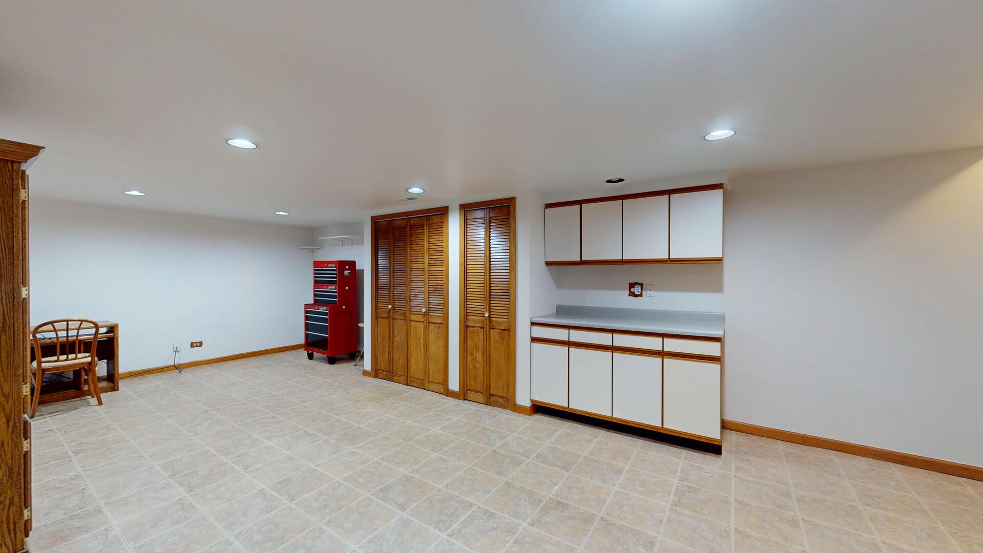 1705 Hawkins Avenue Downers Grove IL 60516