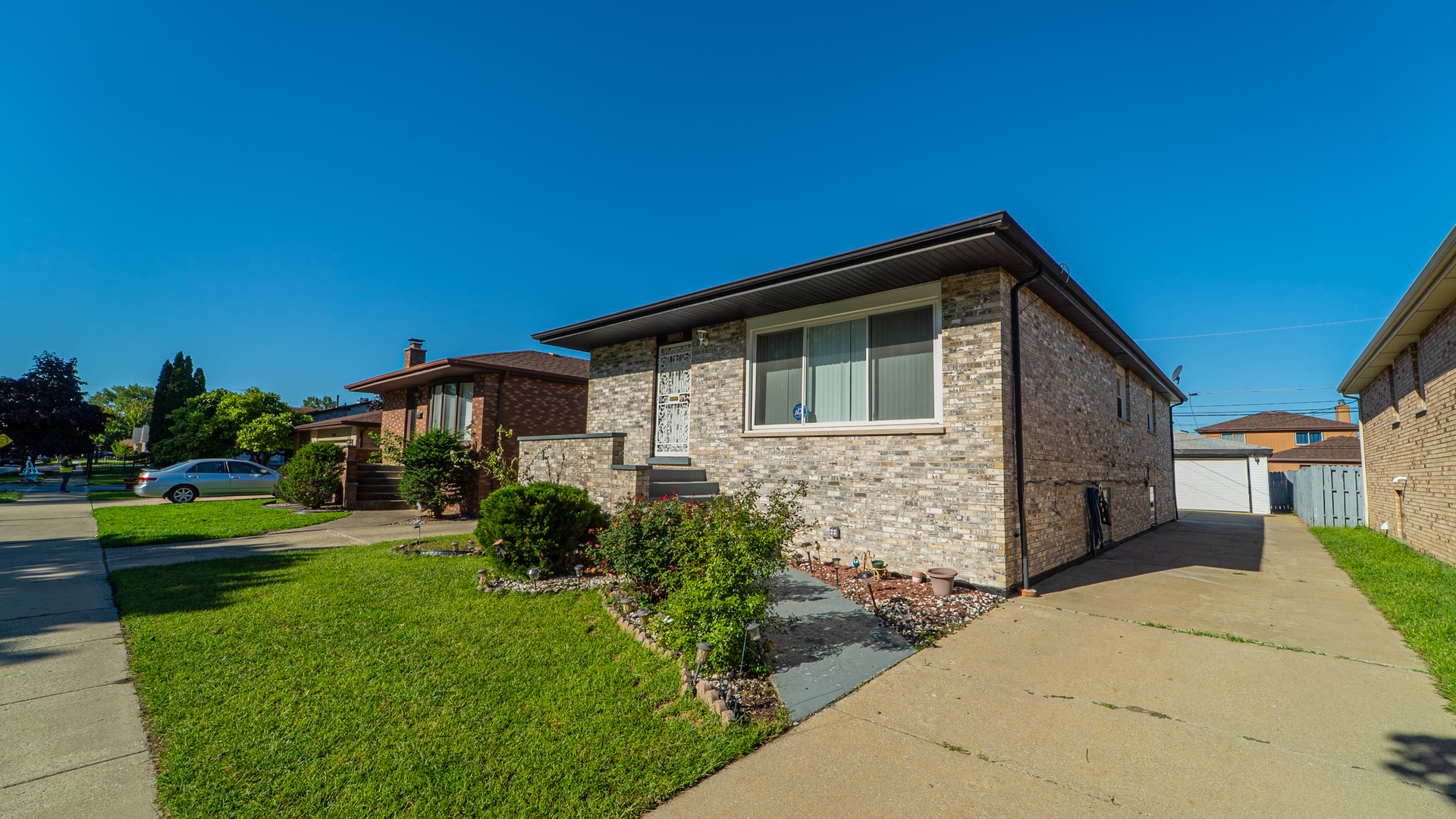 11548 South Avenue G Chicago IL 60617