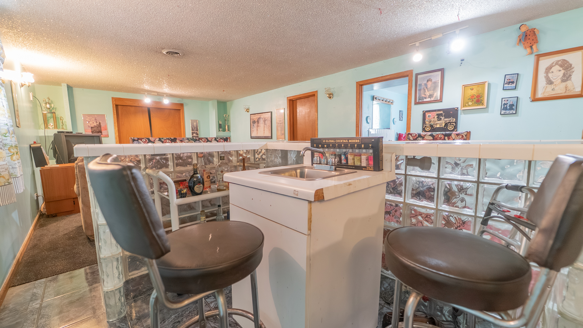 11548 South Avenue G Chicago IL 60617