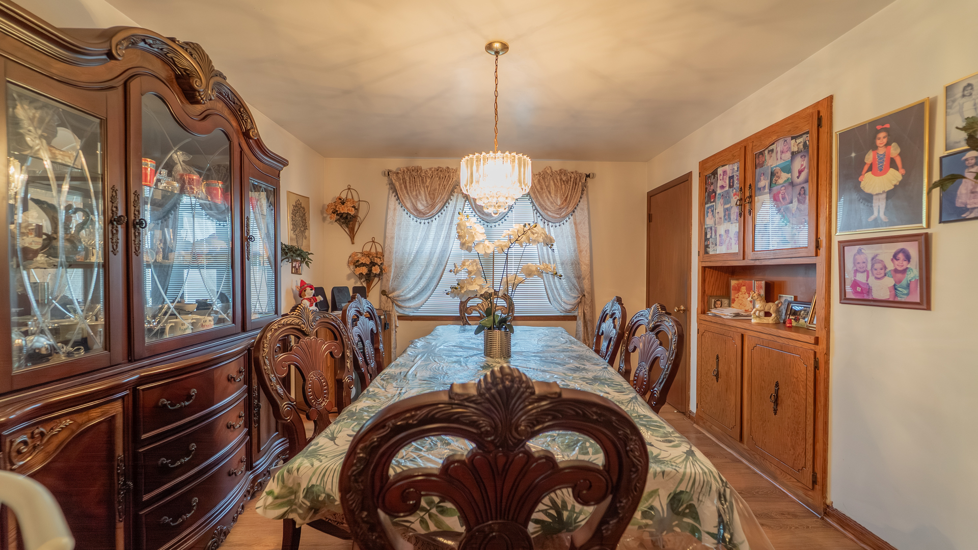 11548 South Avenue G Chicago IL 60617