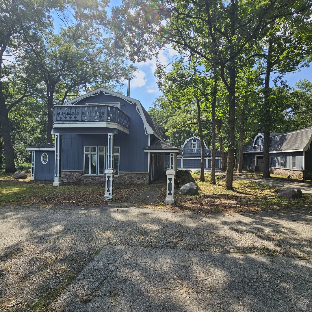 13616 Route 176 Woodstock IL 60098