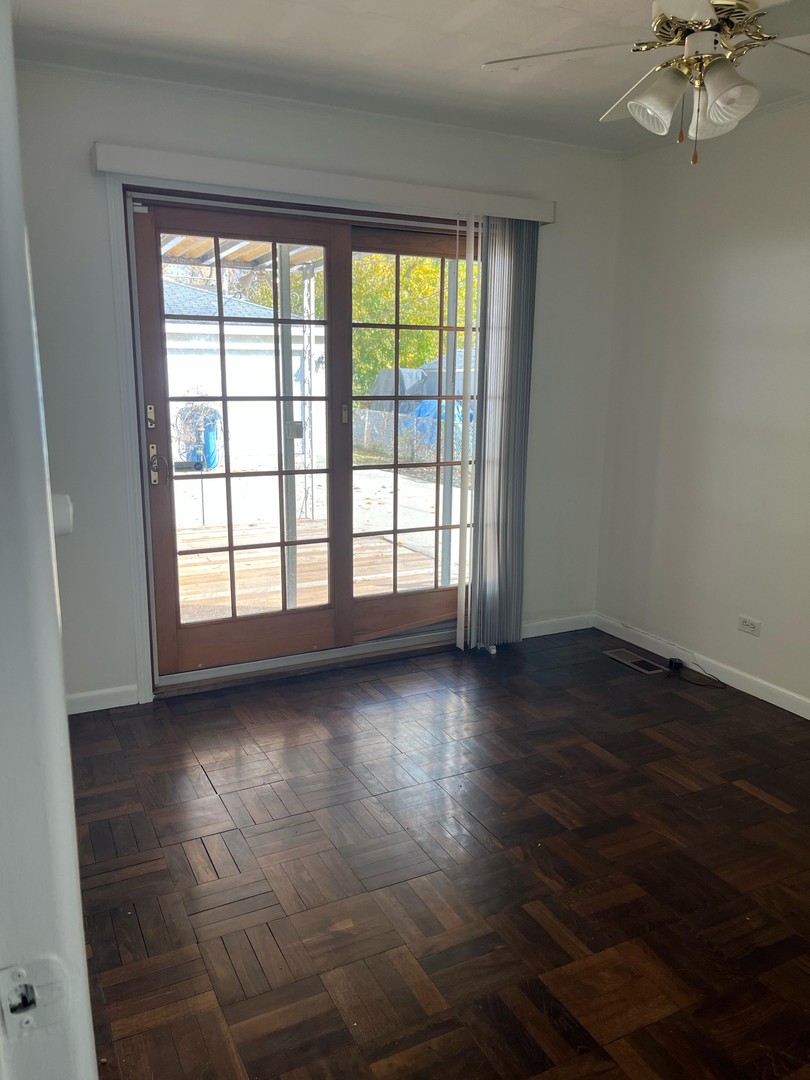 883 South York Street Elmhurst IL 60126