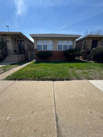 39 West 83rd Street Chicago IL 60620