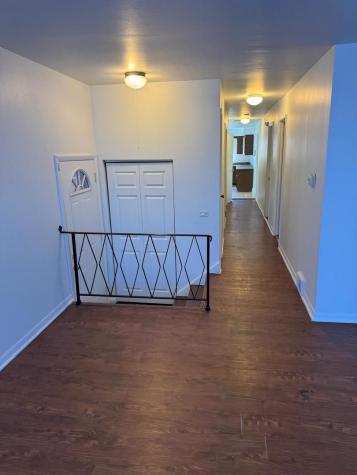 39 West 83rd Street Chicago IL 60620