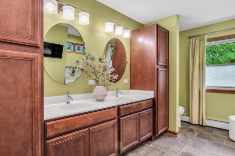 2501 South Vaupell Drive Mchenry IL 60051