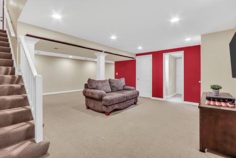 2501 South Vaupell Drive Mchenry IL 60051