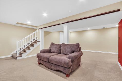 2501 South Vaupell Drive Mchenry IL 60051