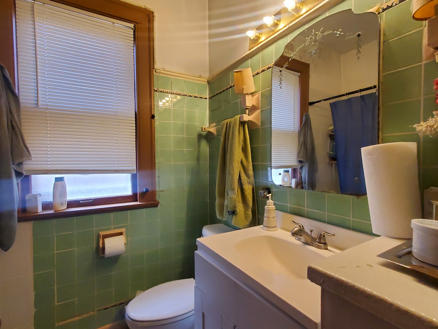5028 West Parker Avenue Chicago IL 60639