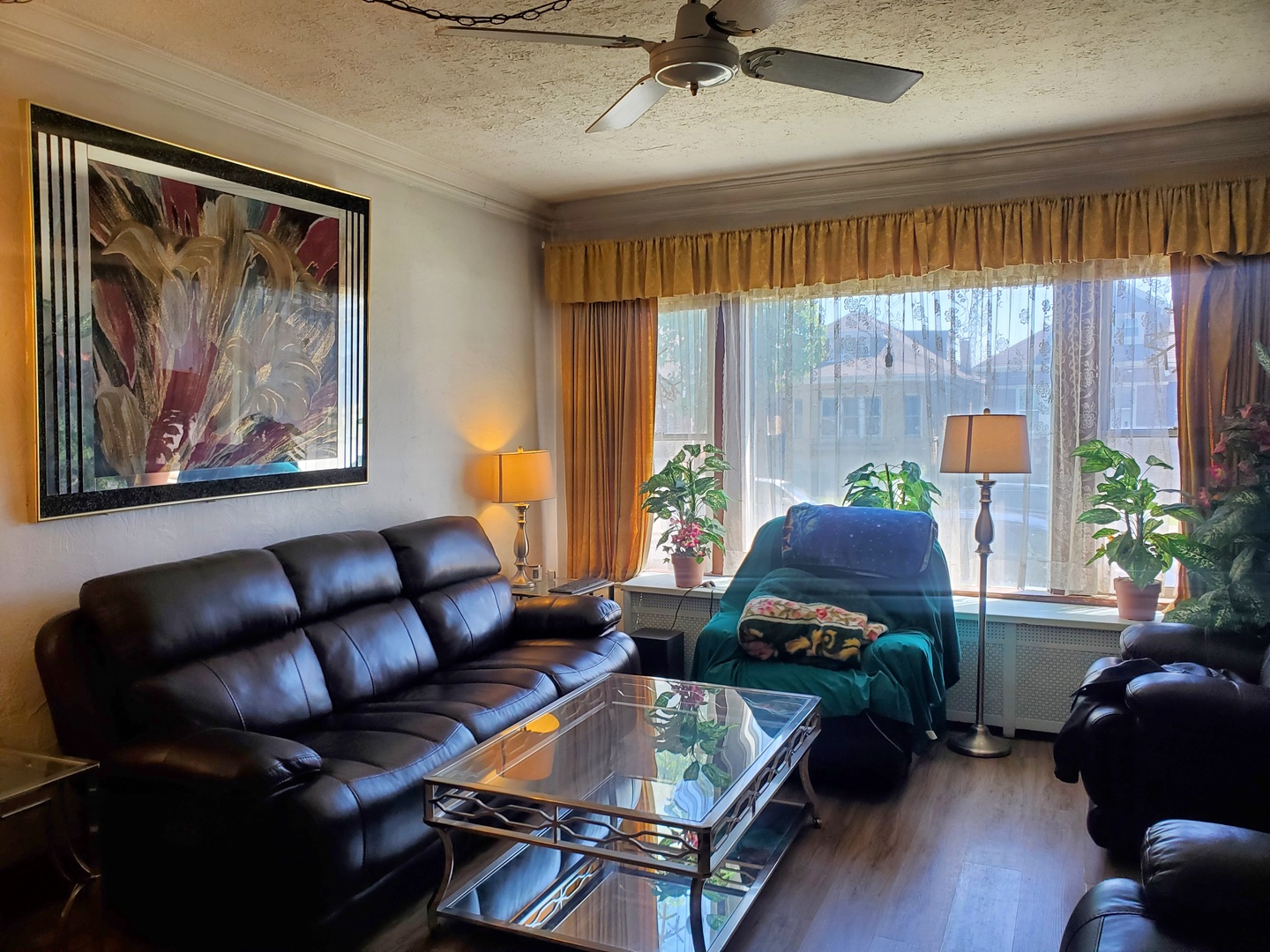5028 West Parker Avenue Chicago IL 60639