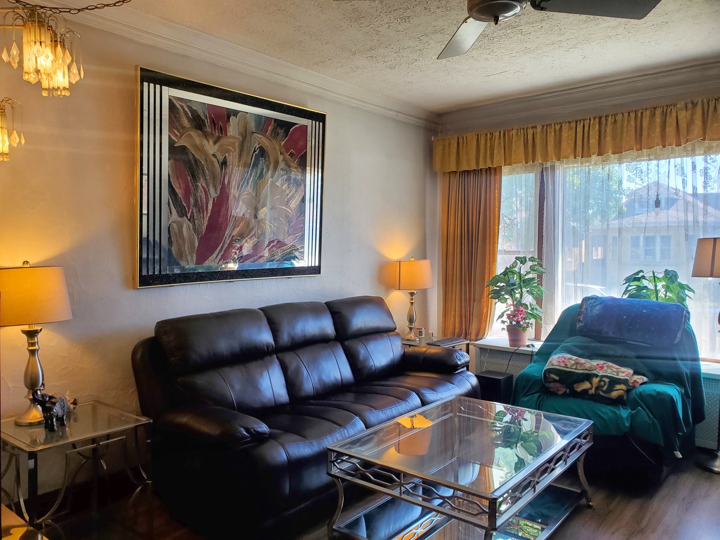5028 West Parker Avenue Chicago IL 60639