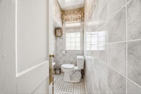 15 East 155th Street Harvey IL 60426