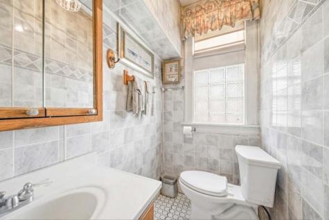 15 East 155th Street Harvey IL 60426