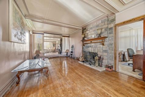 15 East 155th Street Harvey IL 60426