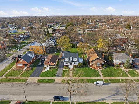 15 East 155th Street Harvey IL 60426