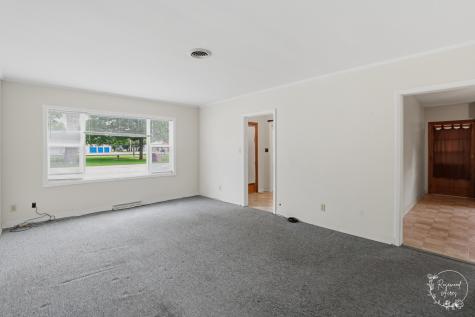 409 Main Street Crescent City IL 60928
