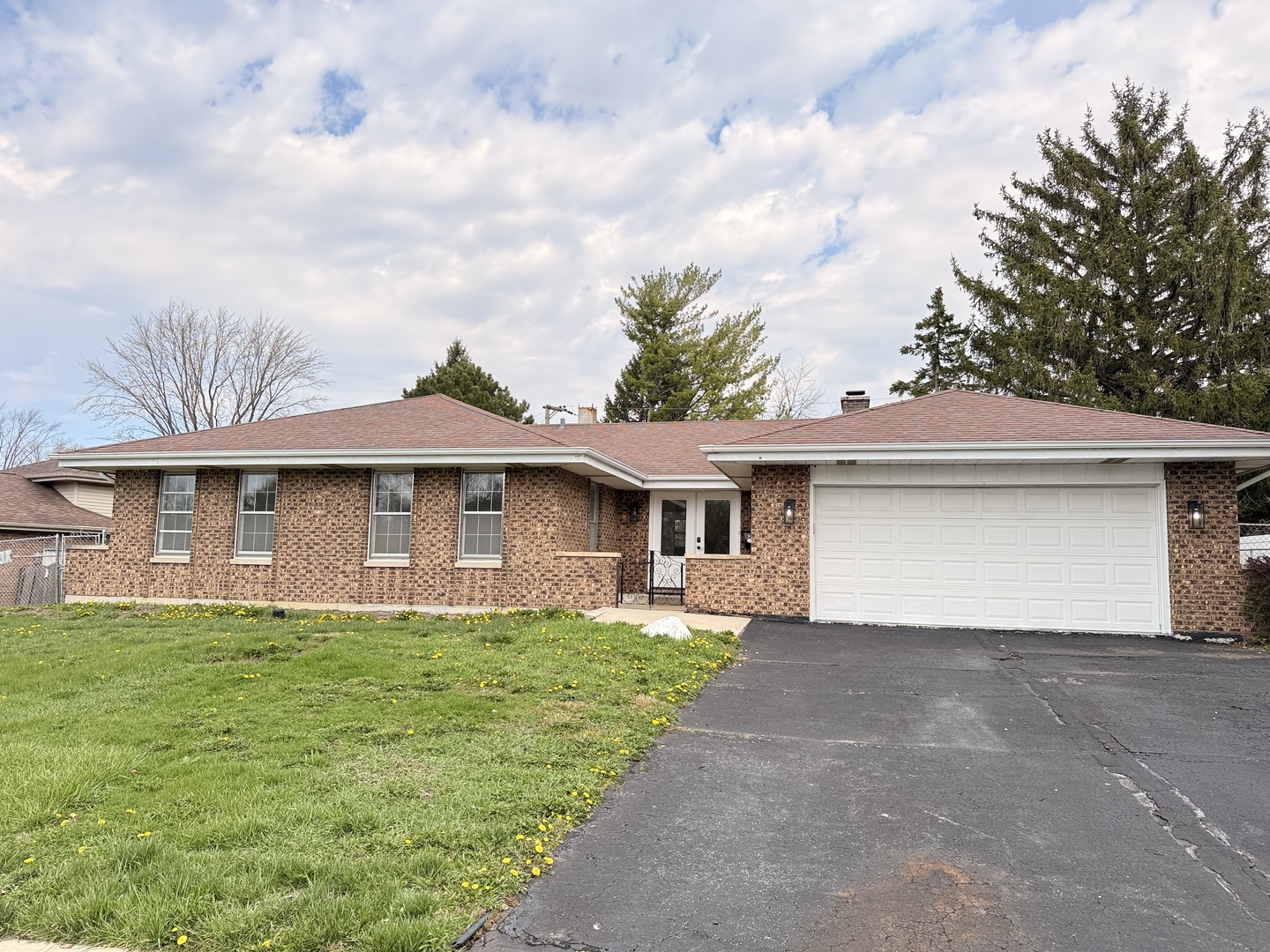823 Bradoc Street Chicago Heights IL 60411