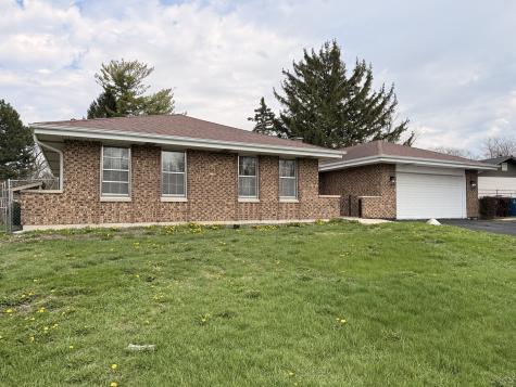 823 Bradoc Street Chicago Heights IL 60411