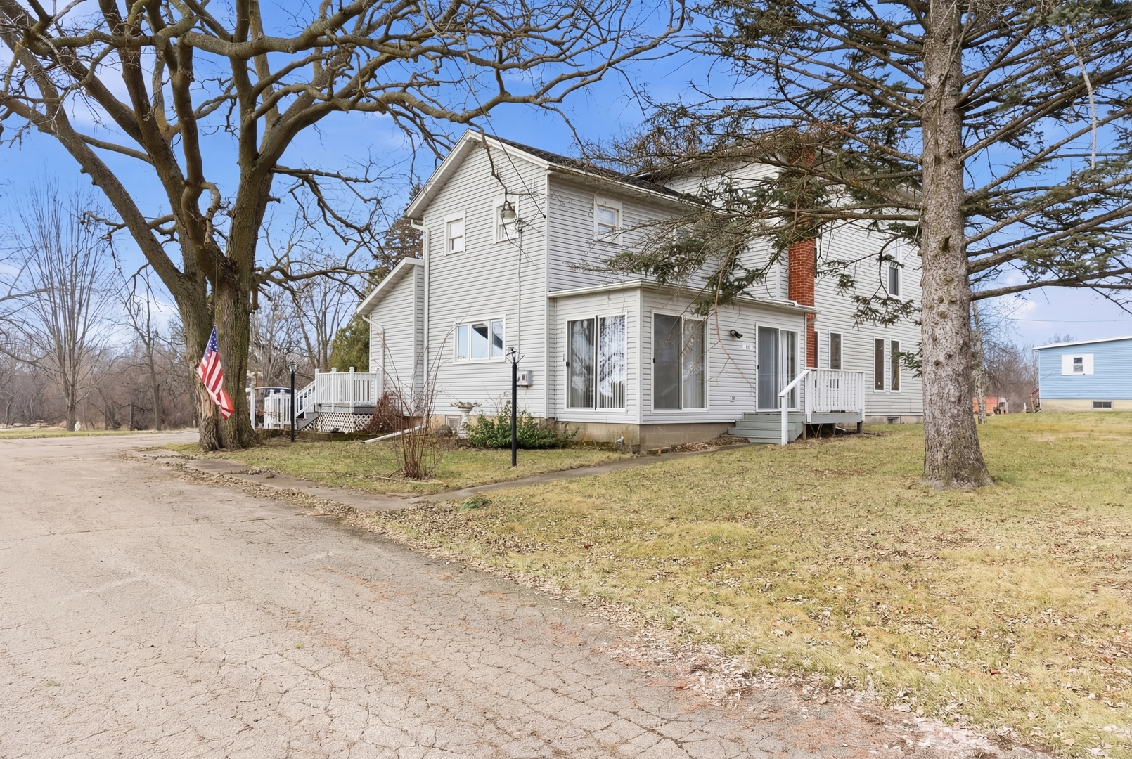 1431 Il Route 75 Freeport IL 61032
