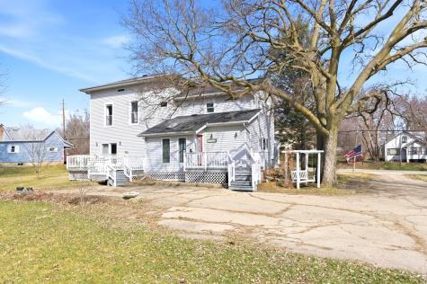 1431 Il Route 75 Freeport IL 61032