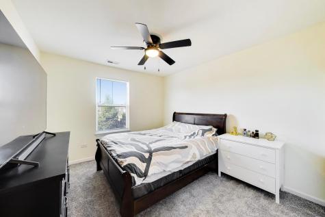 4152 Calder Lane Aurora IL 60504