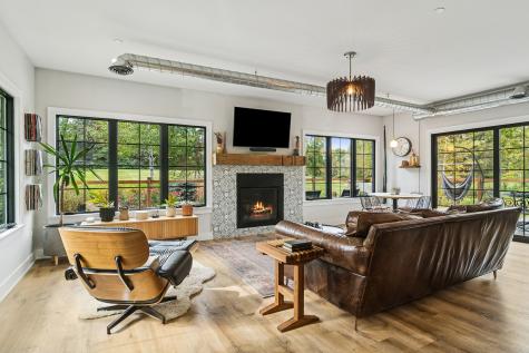 21318 North Il Route 59 Barrington IL 60010