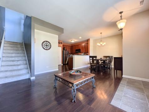 1987 Yasgur Drive Woodstock IL 60098