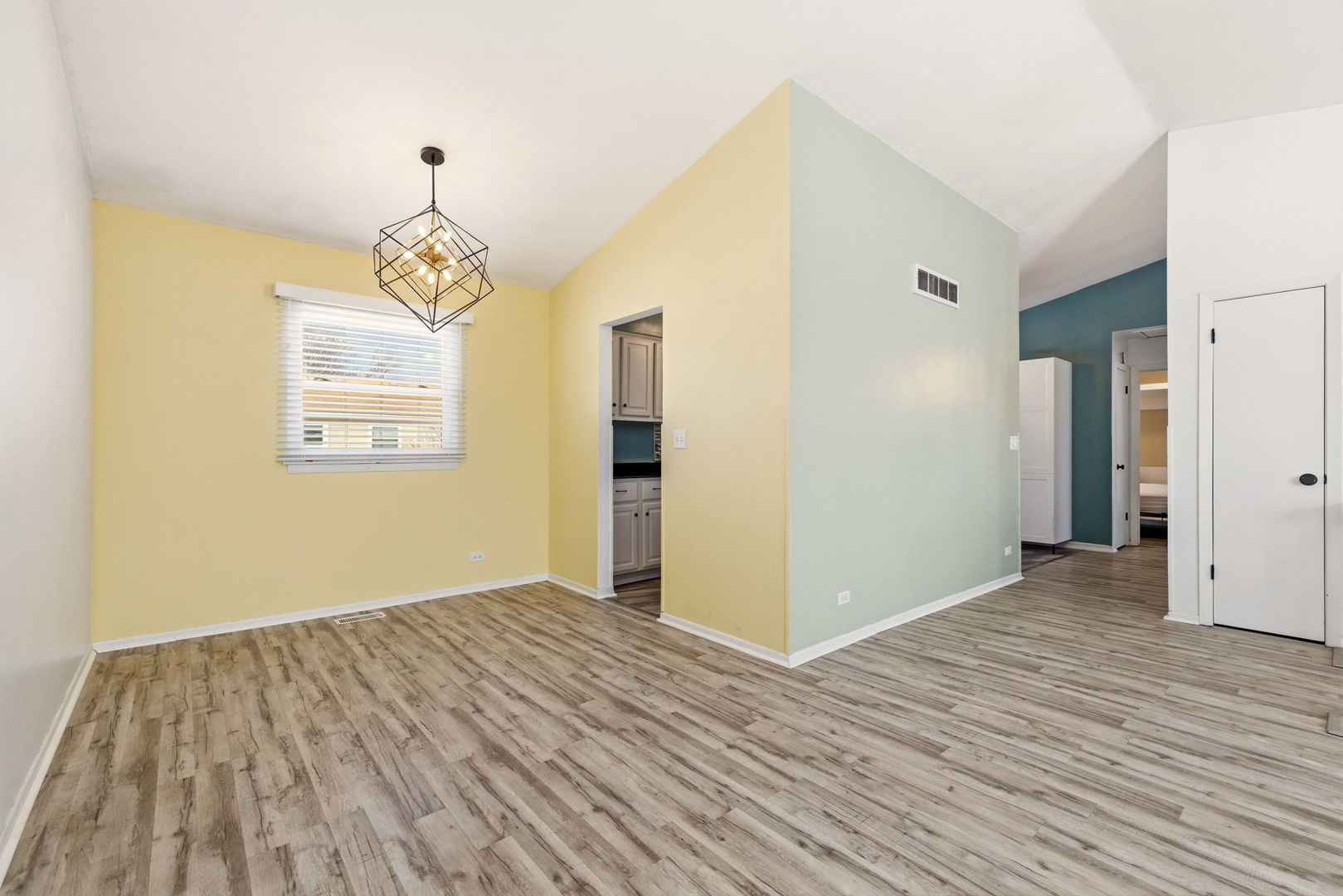 304 Jonquil Court Aurora IL 60504