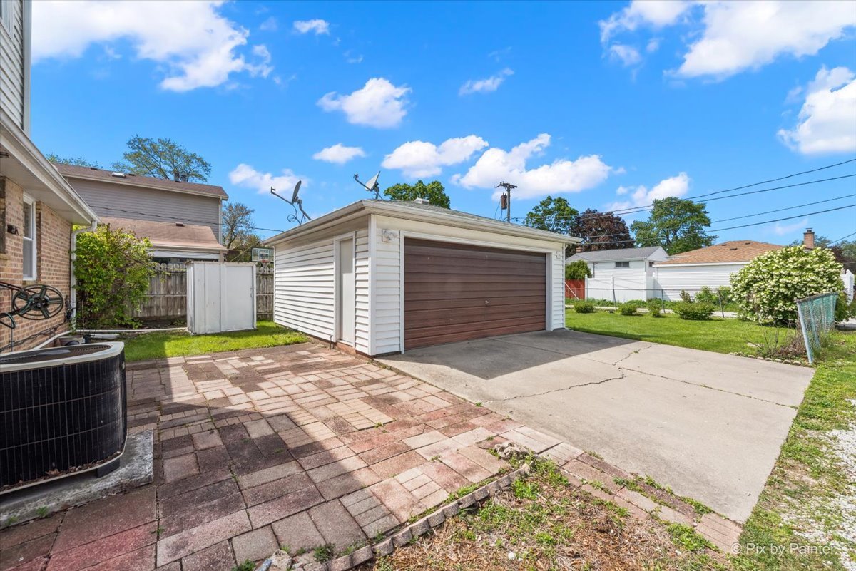 5216 Lee Street Skokie IL 60077