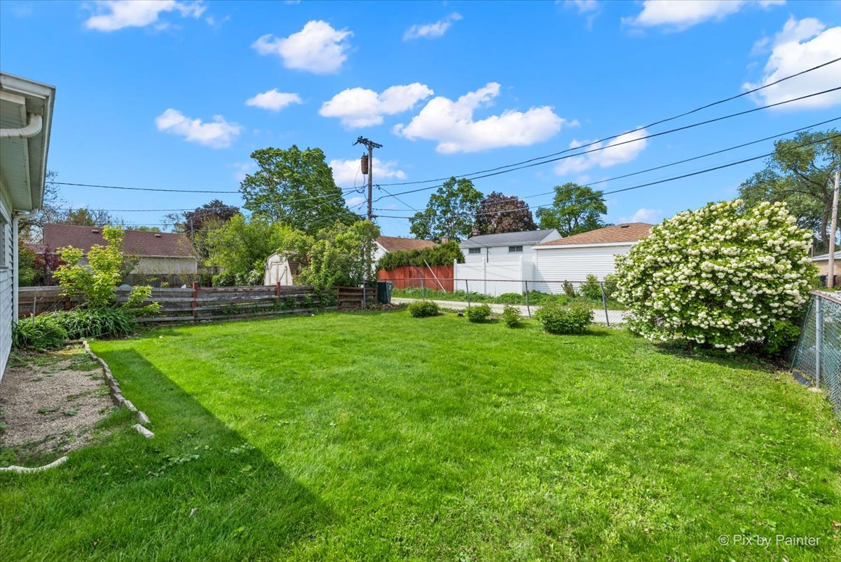 5216 Lee Street Skokie IL 60077