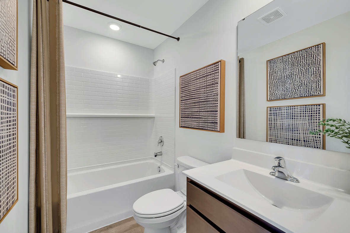 376 Summit Circle Lombard IL 60148