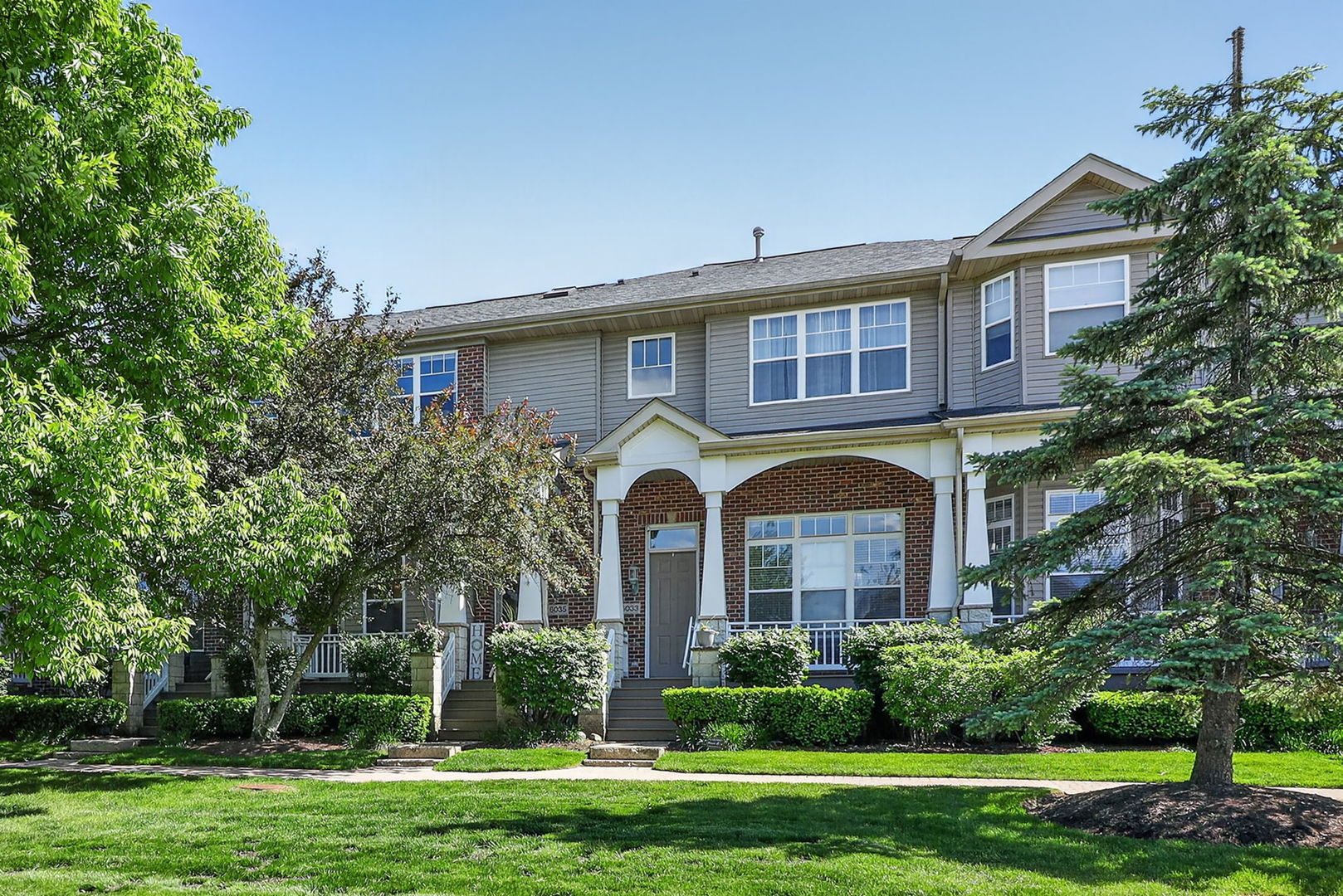 6035 River Bend Drive Lisle IL 60532