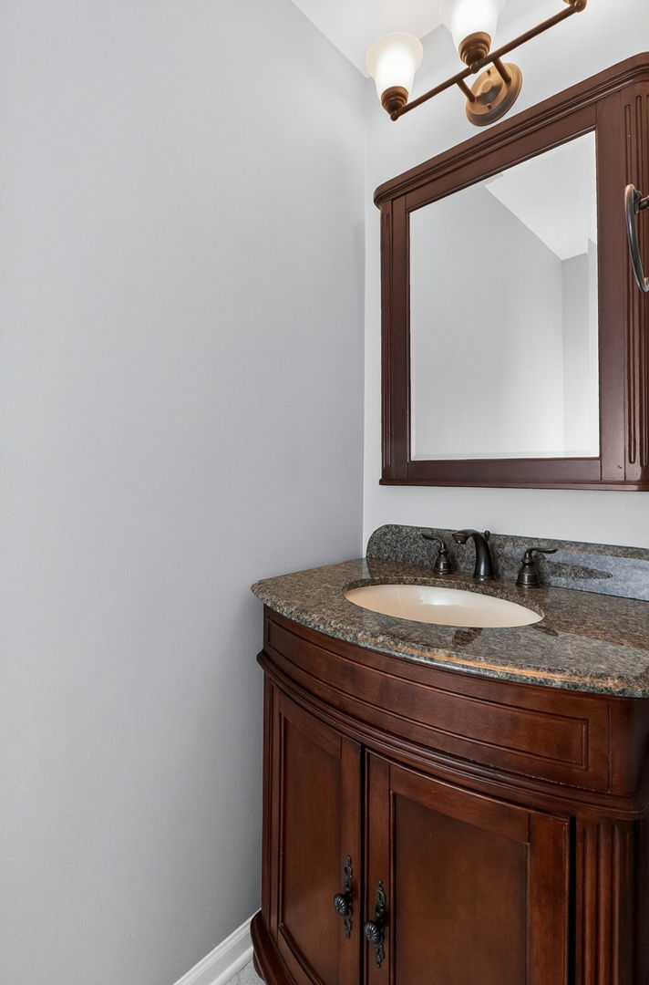 6035 River Bend Drive Lisle IL 60532