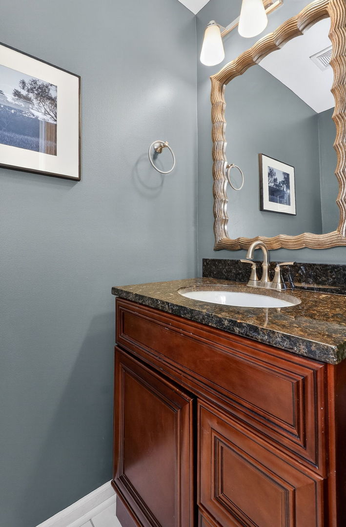 6035 River Bend Drive Lisle IL 60532