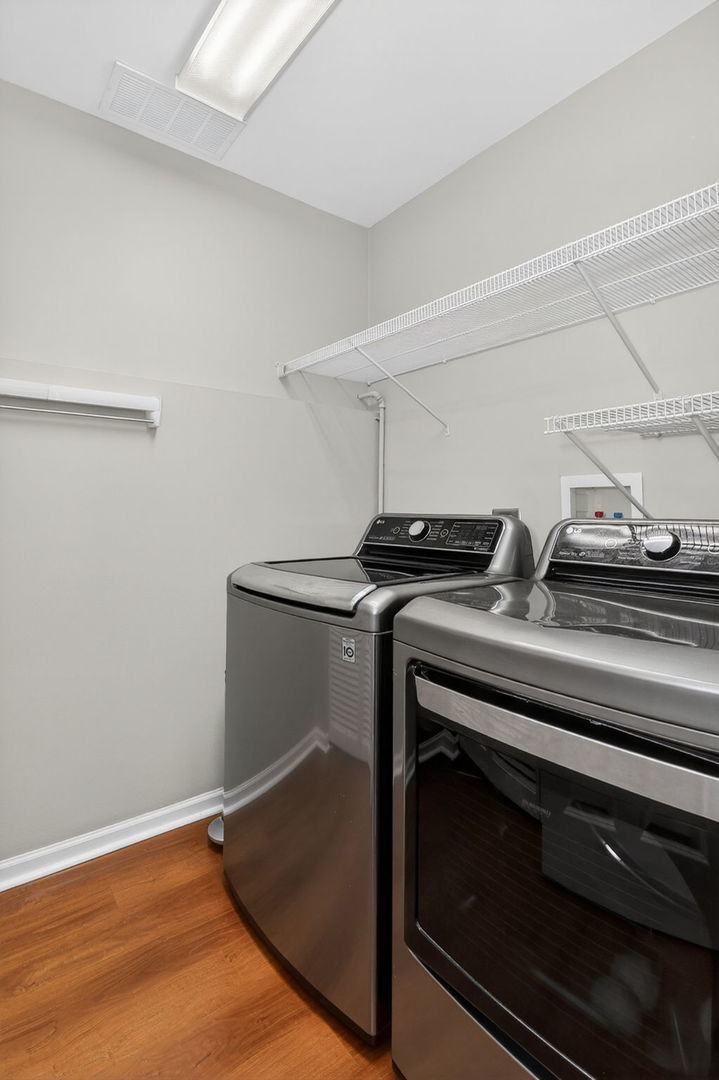 6035 River Bend Drive Lisle IL 60532