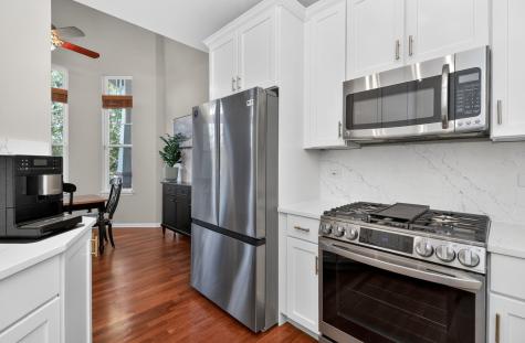 6035 River Bend Drive Lisle IL 60532