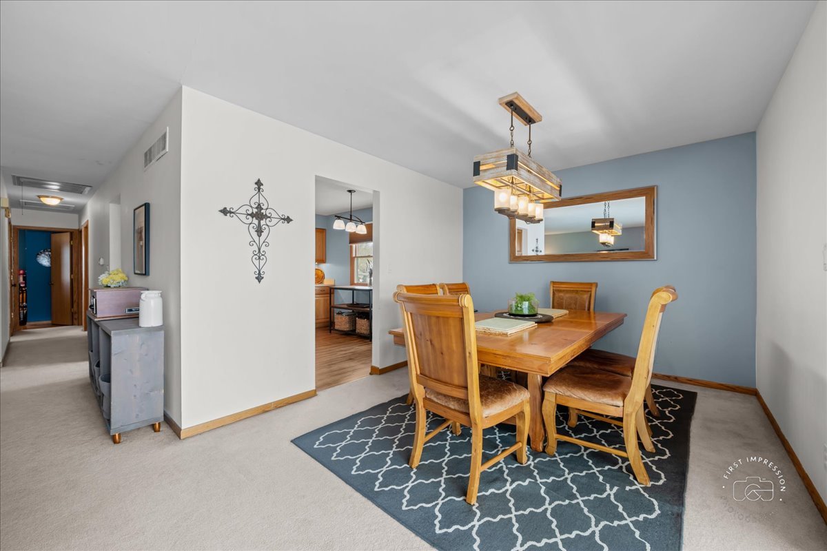 1610 Heather Drive Aurora IL 60506