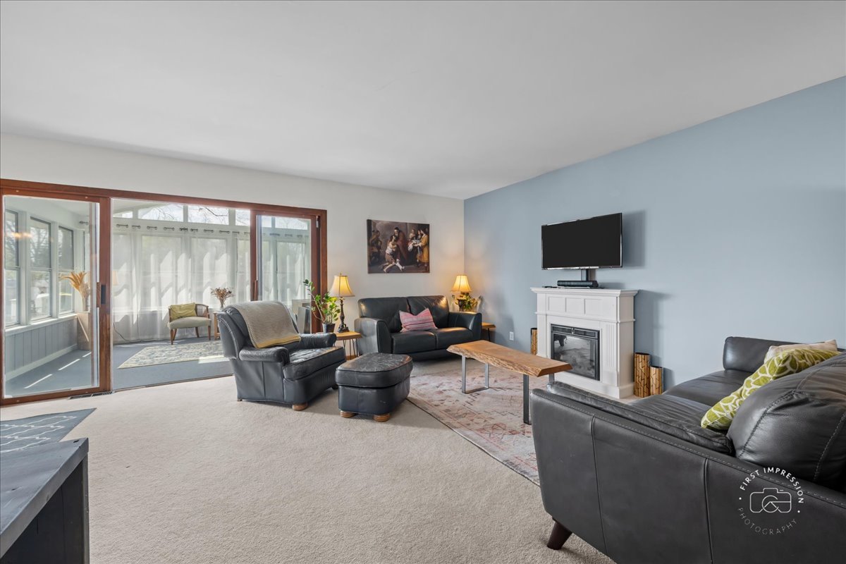 1610 Heather Drive Aurora IL 60506