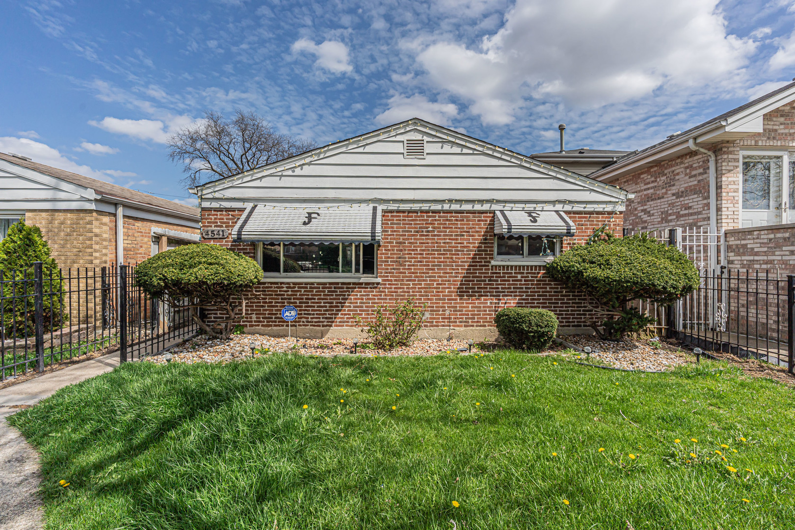 4541 South Laporte Avenue Chicago IL 60638