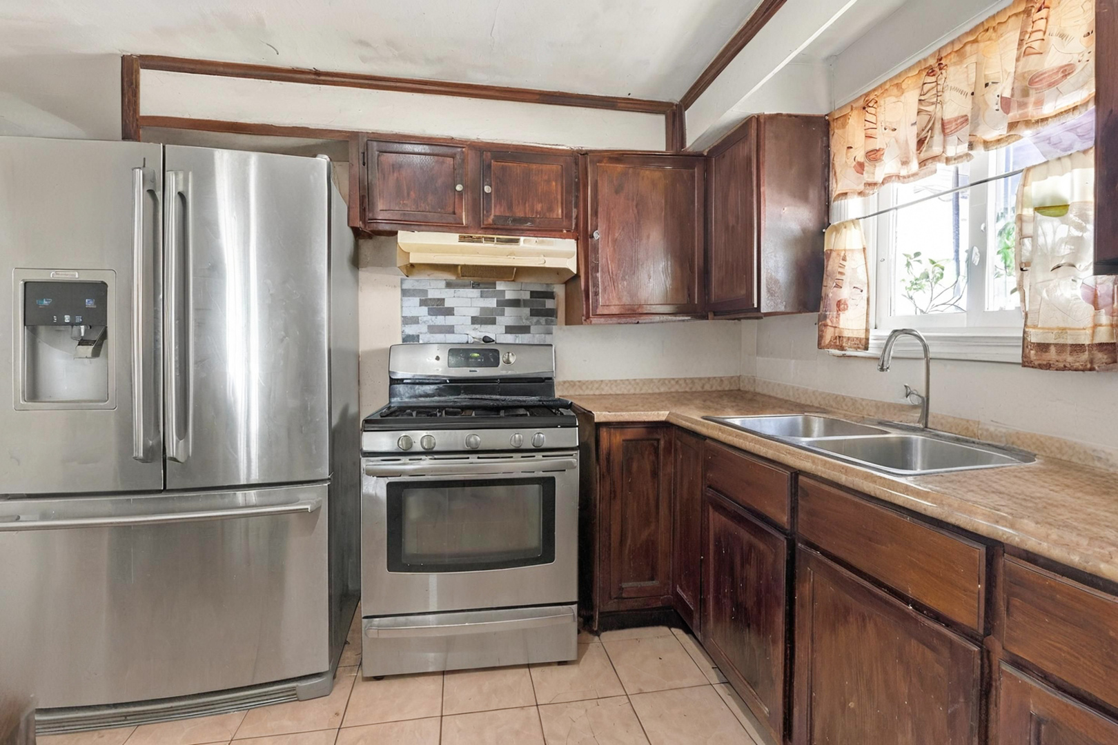 4541 South Laporte Avenue Chicago IL 60638