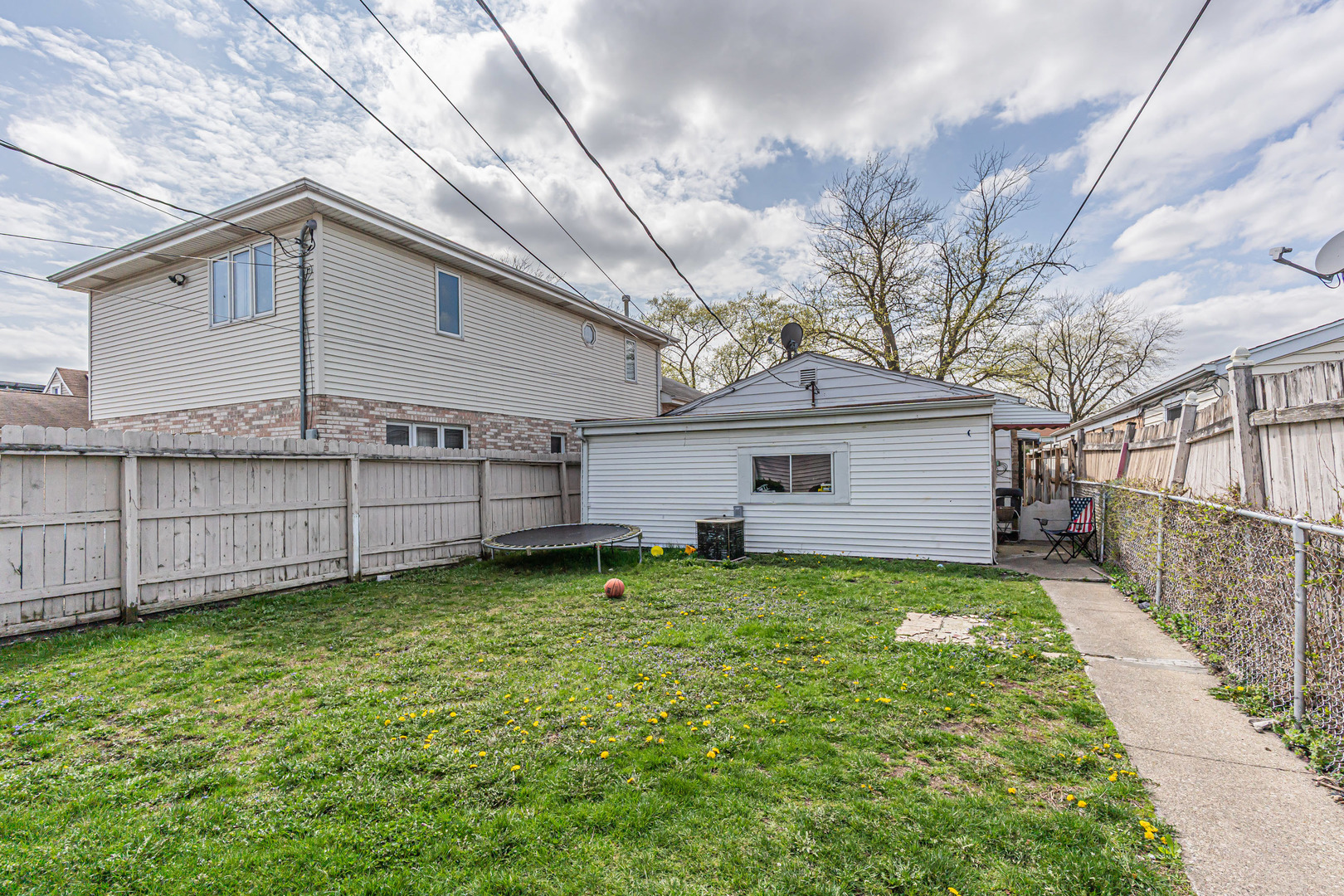 4541 South Laporte Avenue Chicago IL 60638
