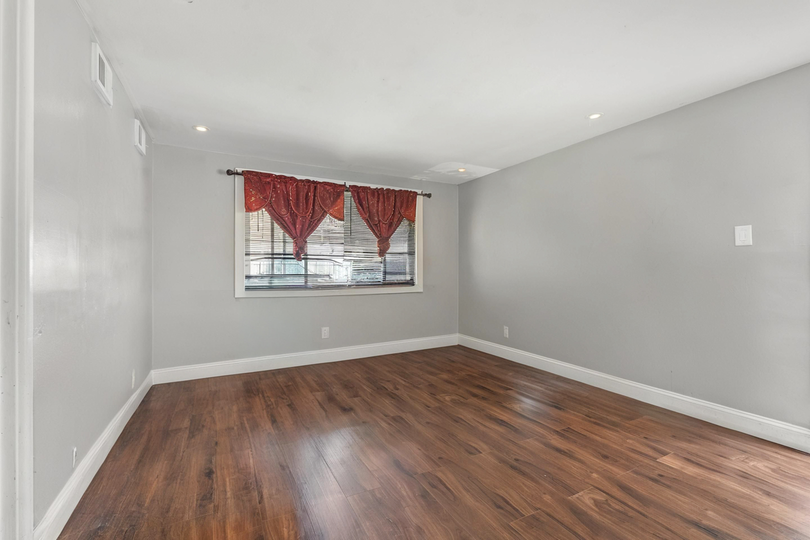 4541 South Laporte Avenue Chicago IL 60638