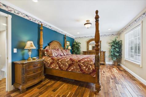 816 Belle Plaine Avenue Gurnee IL 60031