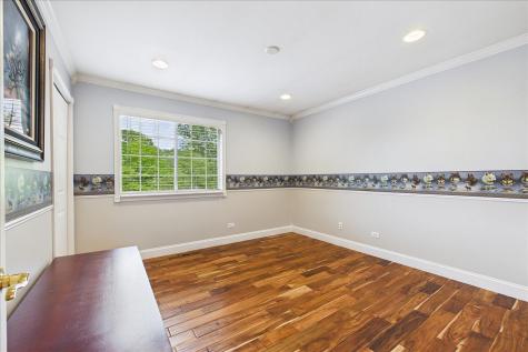 816 Belle Plaine Avenue Gurnee IL 60031