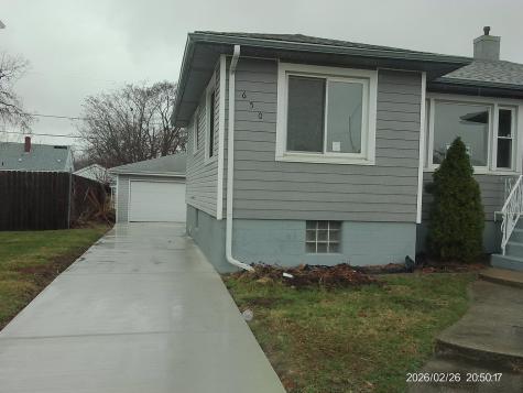 650 Greenbay Avenue Calumet City IL 60409