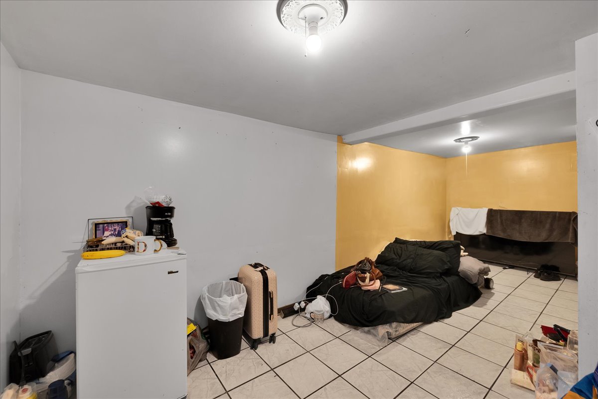817 Front Street Aurora IL 60505