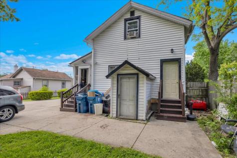 817 Front Street Aurora IL 60505