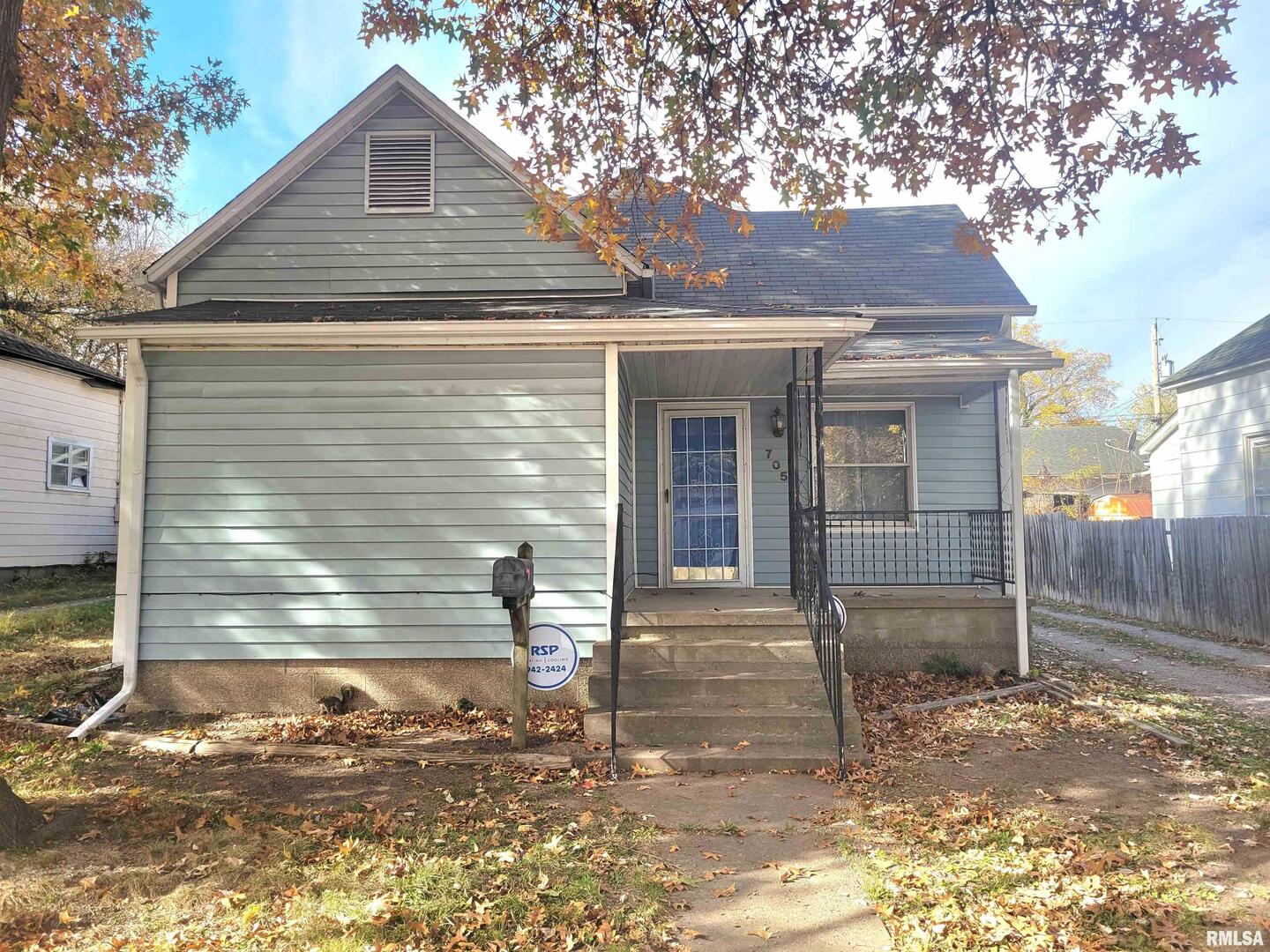 705 South 11th St Street Herrin IL 62948