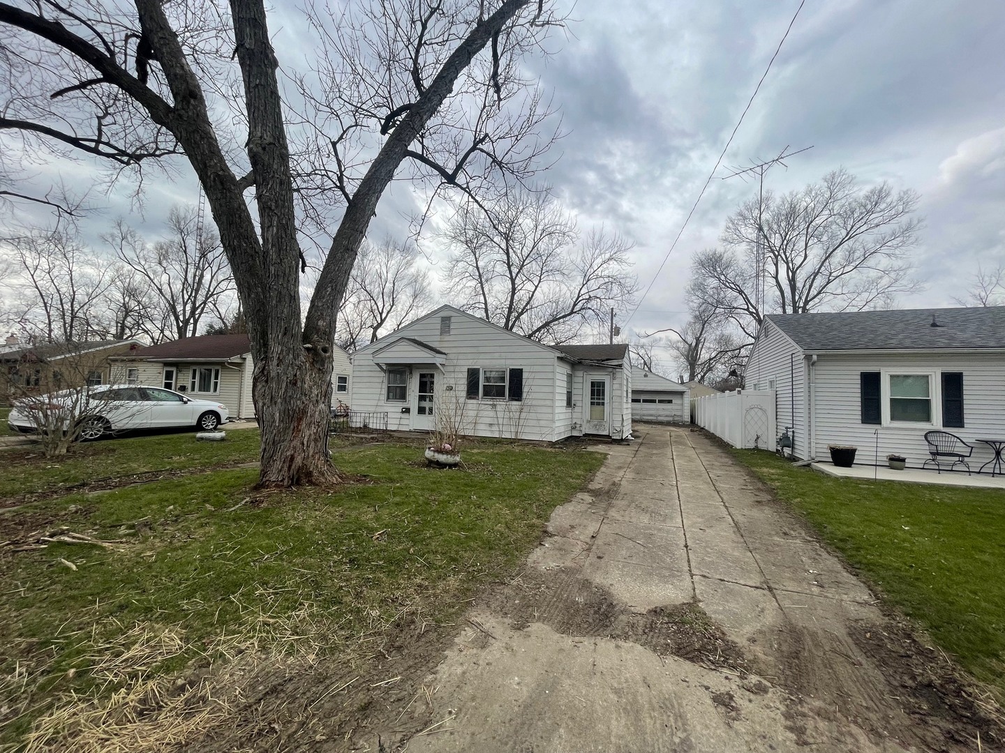 725 Webster Circle E Kankakee IL 60901