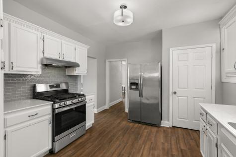 816 18TH Street North Chicago IL 60064