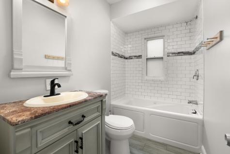 816 18TH Street North Chicago IL 60064